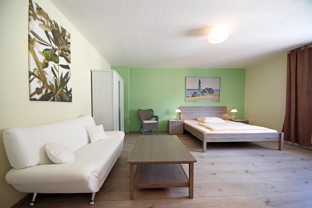 Stadthotel Juelich - Hotelwohnungen Buitenkant foto