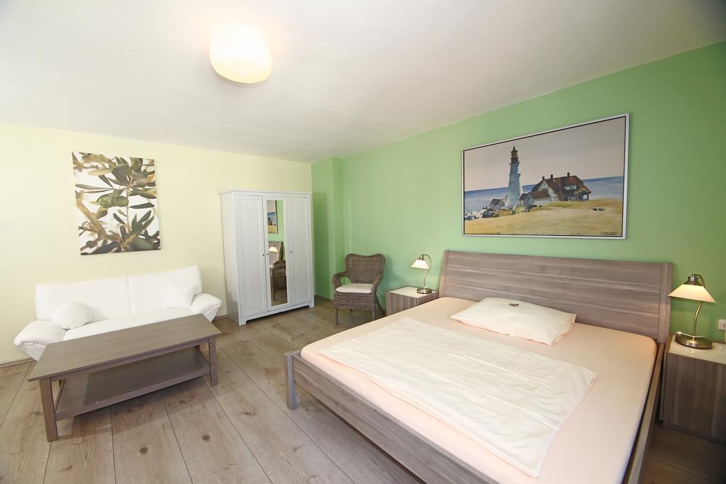 Stadthotel Juelich - Hotelwohnungen Buitenkant foto