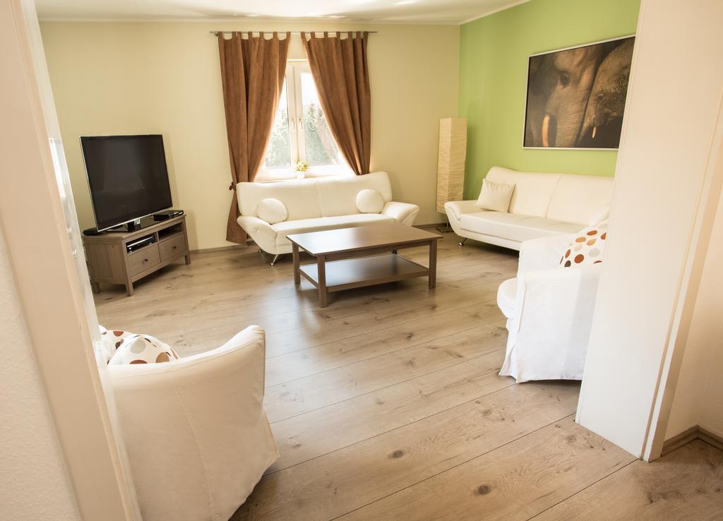Stadthotel Juelich - Hotelwohnungen Buitenkant foto